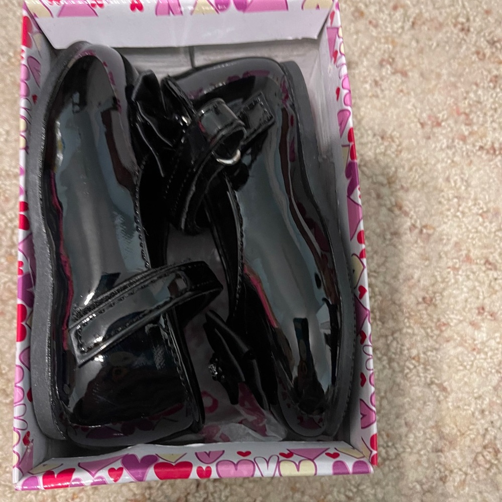 New toddler shoes